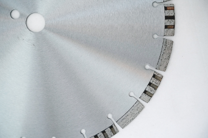 `hot-pressed diamond segment saw blade product photo`
